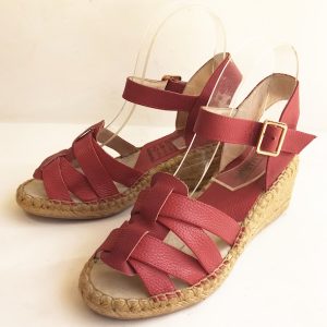 PLATAFORMA CUERO ROJA SANDALIA
