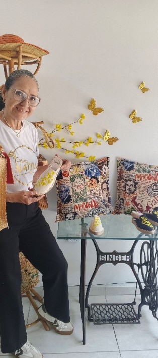 Bordado artesanal de flor